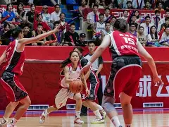 篮球赛事精彩非凡,场上动态令人屏息的简单介绍 篮球赛事精彩非凡,场上动态令人屏息的简单介绍